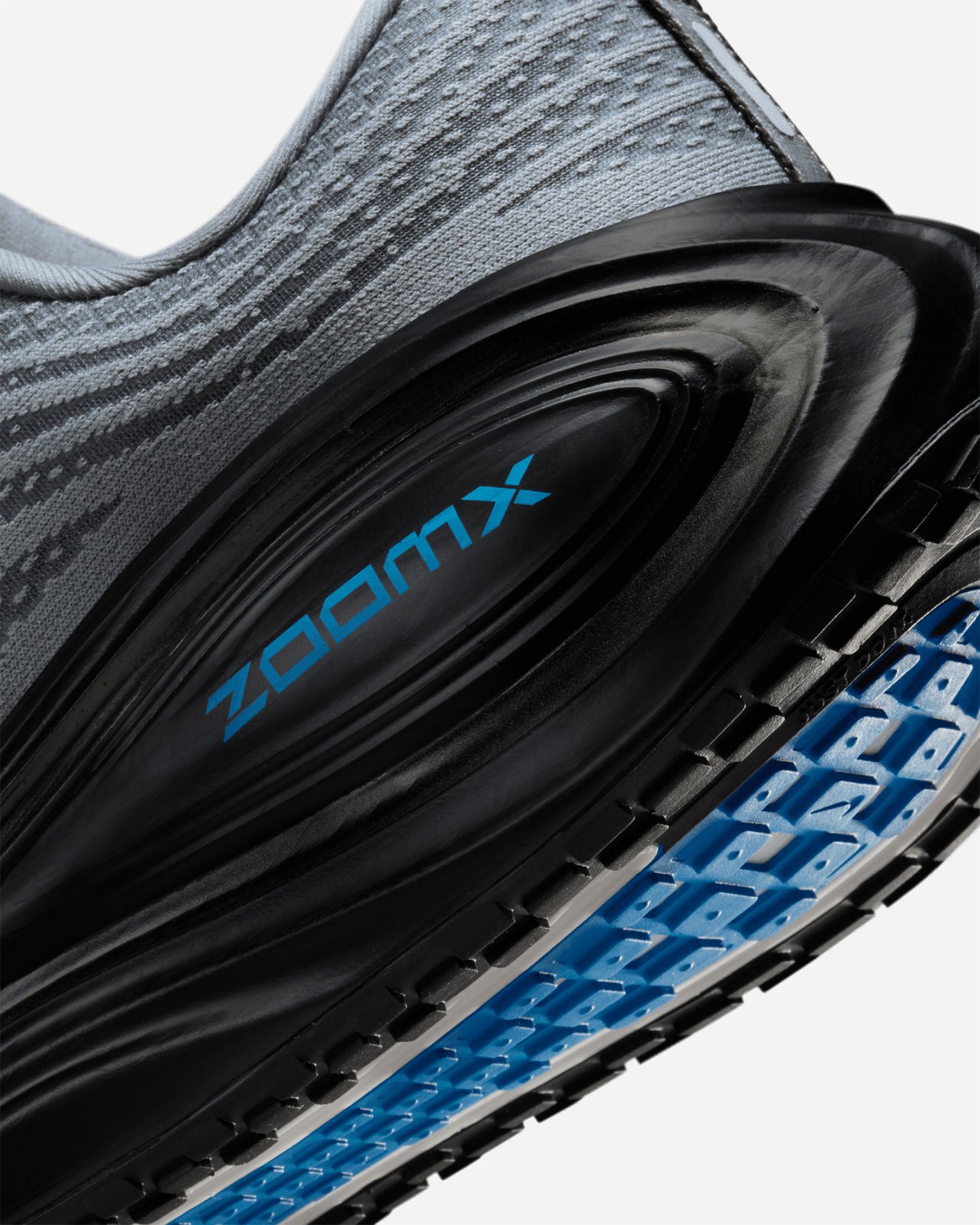 Scarpe running NIKE VOMERO PLUS M - Grigio - 5 | Cisalfa Sport