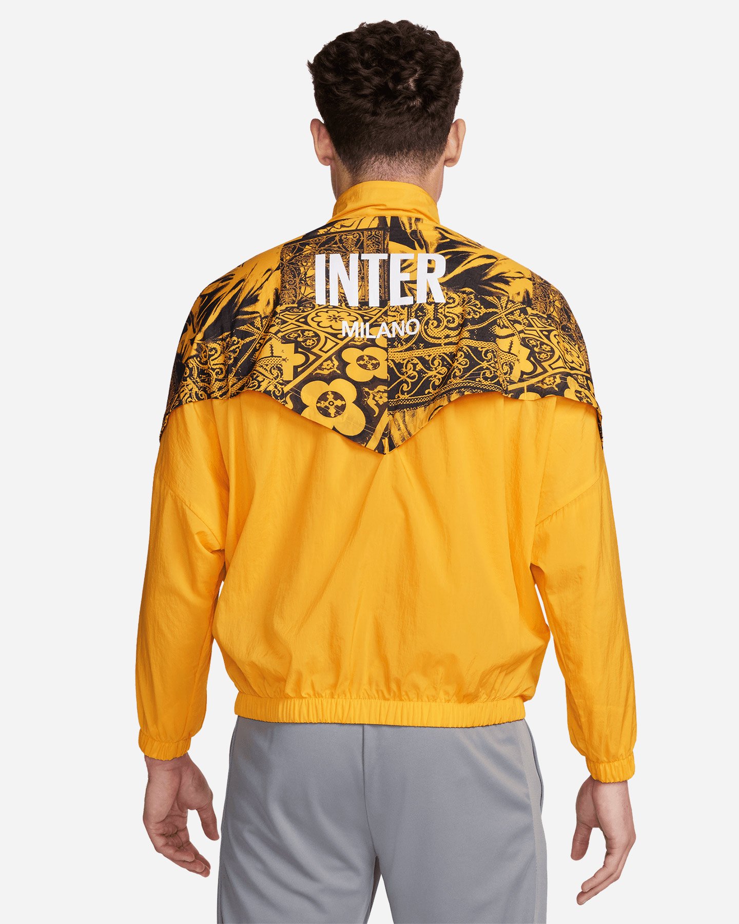 Abbigliamento calcio ufficiale NIKE INTER ESSENTIAL 24-25 M - Color mix - 1 | Cisalfa Sport