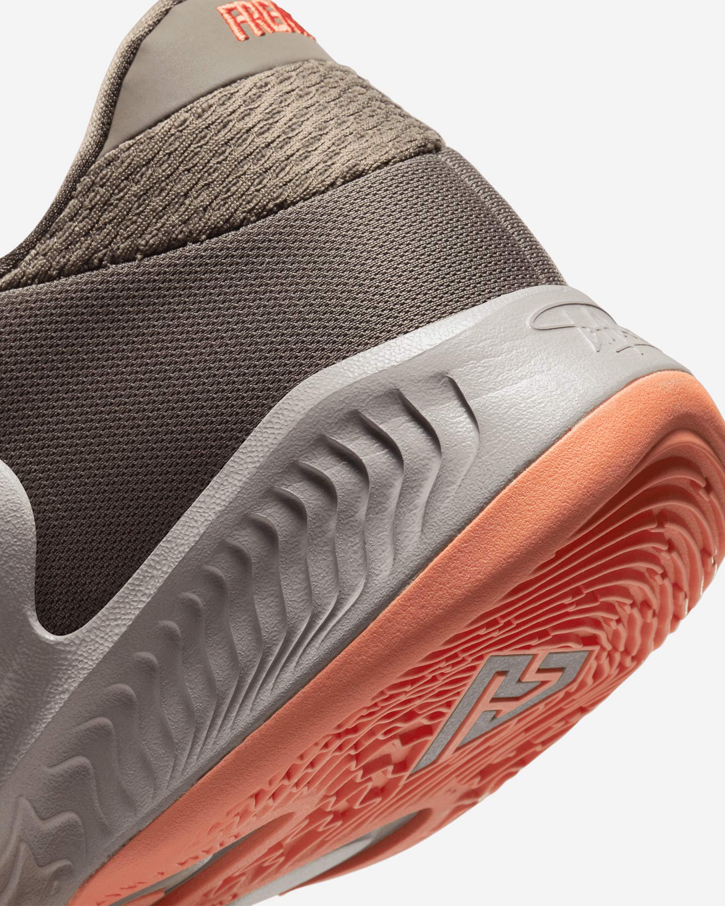 Scarpe basket NIKE ZOOM FREAK 4  - 17 | Cisalfa Sport