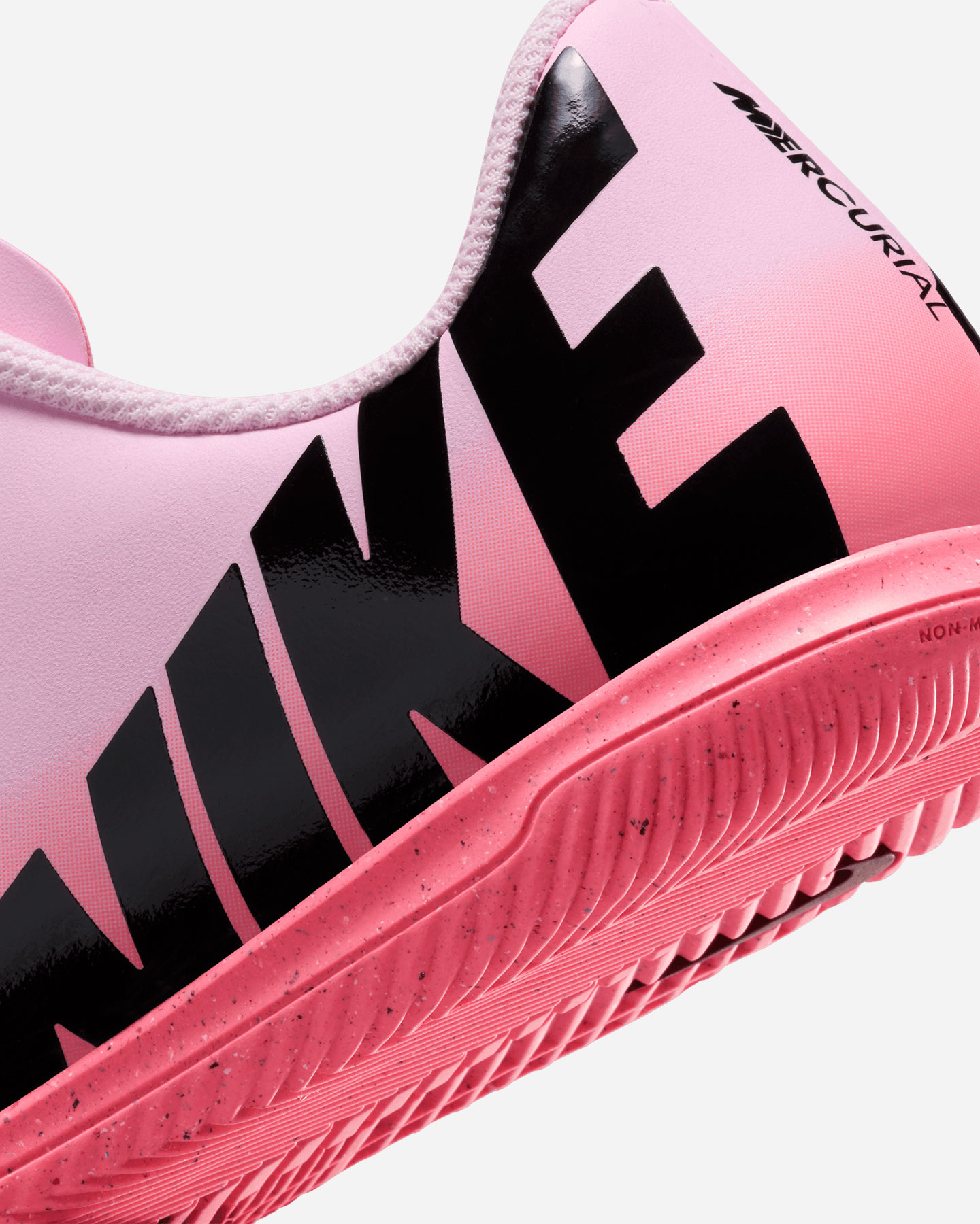 Scarpe calcio NIKE MERCURIAL VAPOR 15 CLUB IN JR - Rosa - 5 | Cisalfa Sport