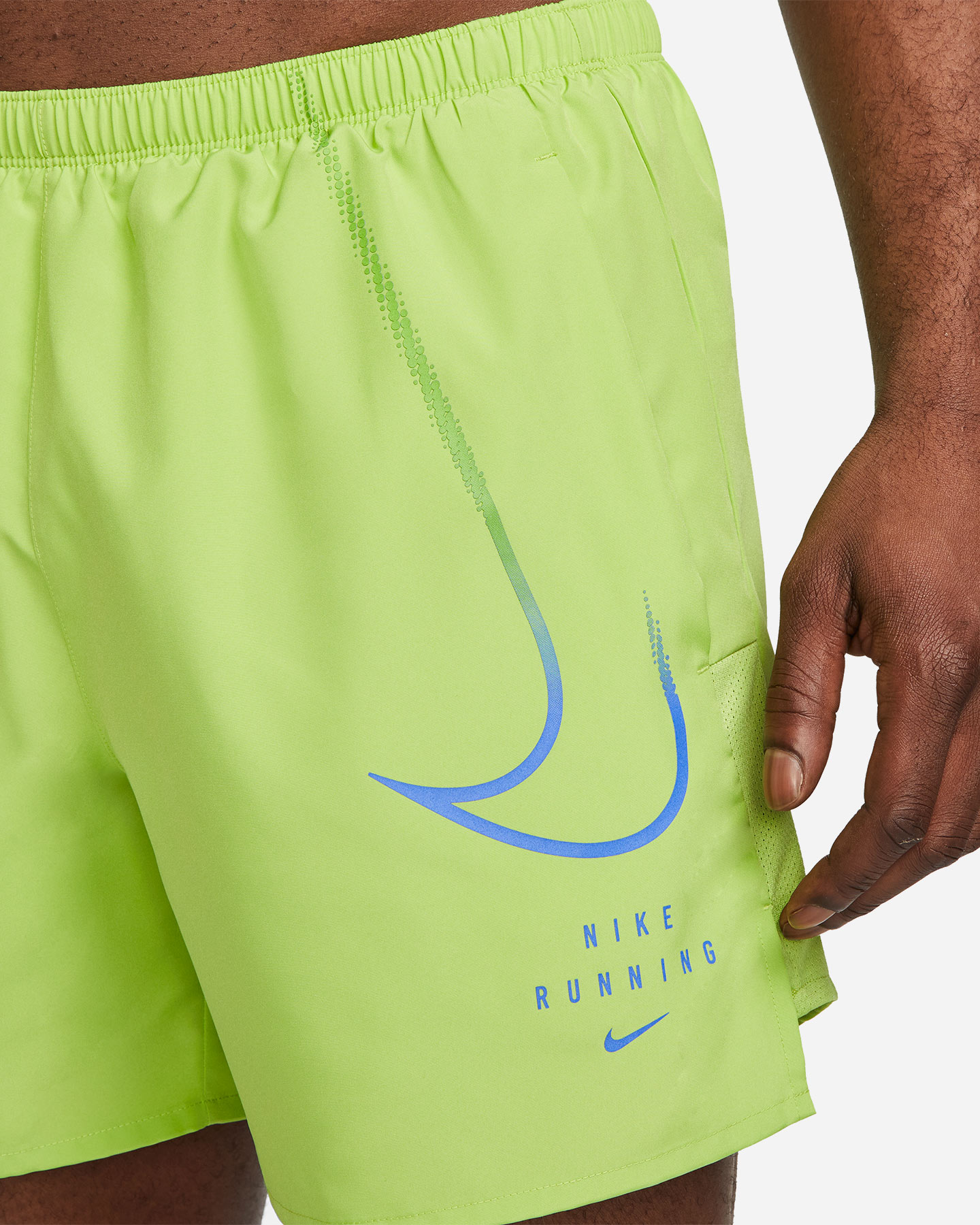 Short running NIKE DRI FIT RUN DIVISION CHALLENGER 5" M - Verde - 3 | Cisalfa Sport