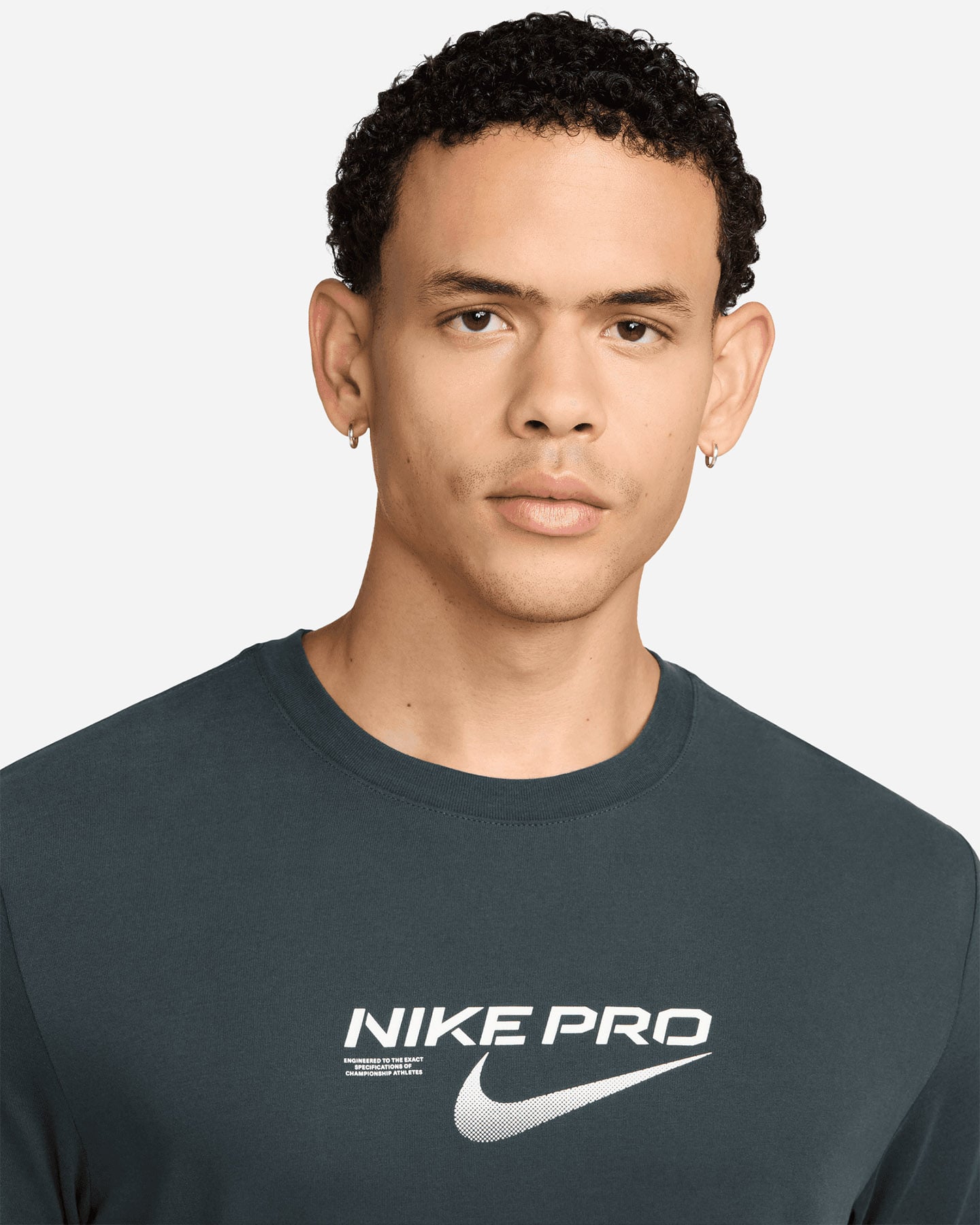 T-shirt training NIKE DRI FIT SMALL LOGO M - Verde - 2 | Cisalfa Sport