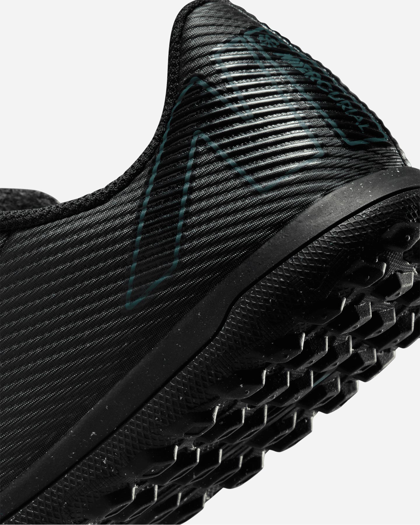 Scarpe calcio NIKE MERCURIAL VAPOR 16 CLUB TF JR - Nero - 5 | Cisalfa Sport