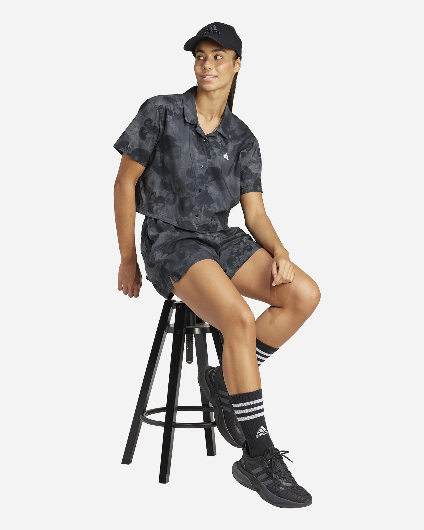 Pantaloncini ADIDAS FLOWER W - Nero - 3 | Cisalfa Sport