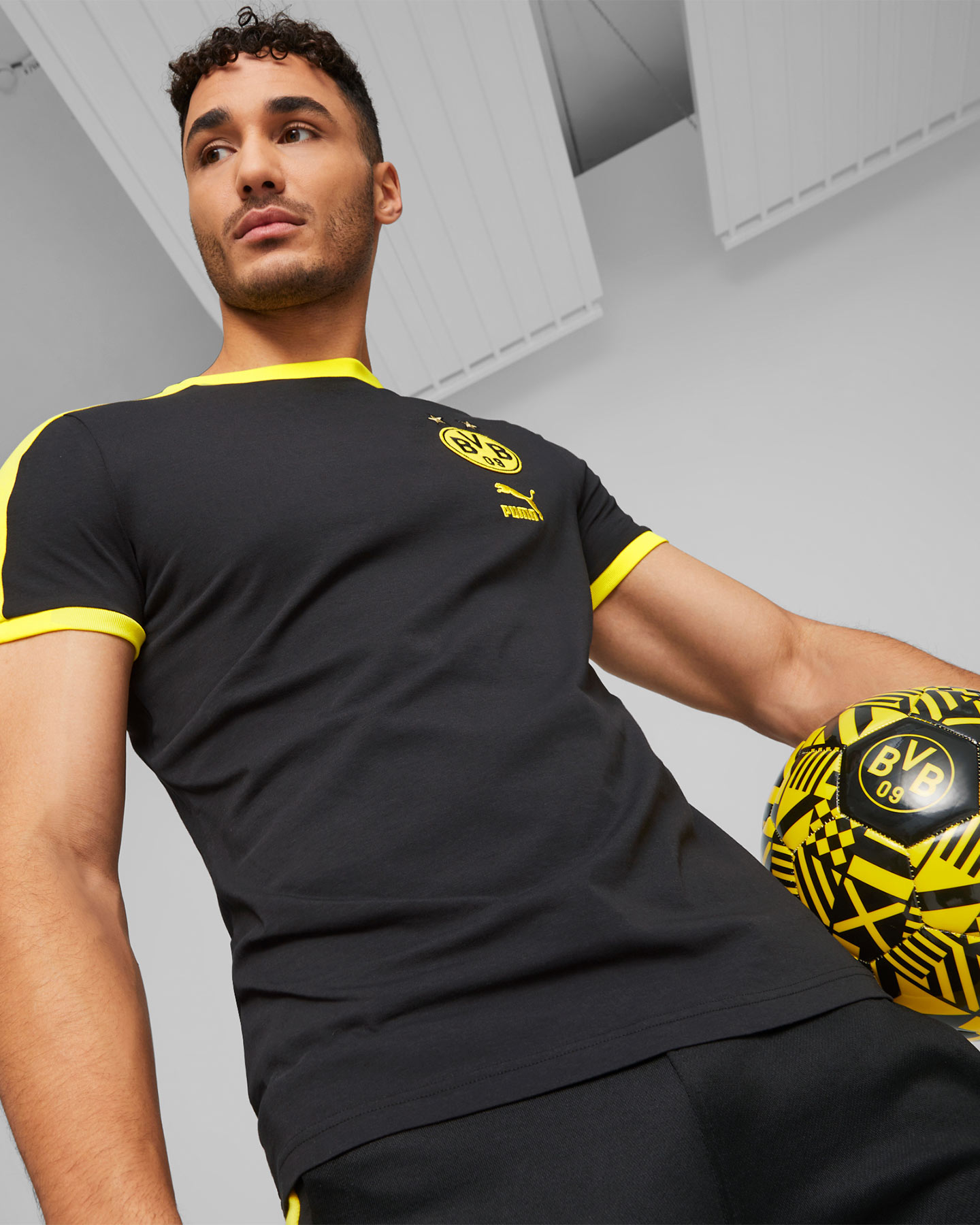 Abbigliamento calcio ufficiale PUMA BORUSSIA DORTMUND T7 M - Nero - 2 | Cisalfa Sport