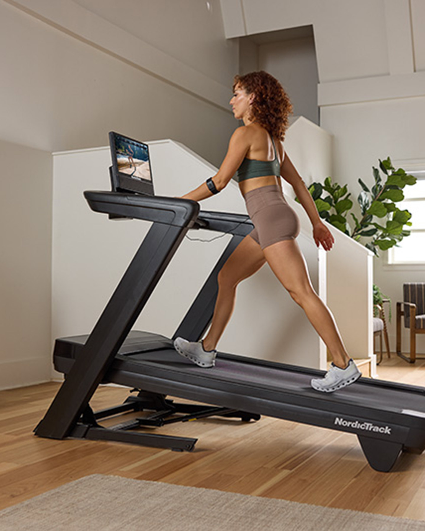 Tapis roulant NORDICTRACK COMMERCIAL 1750  - Nero - 1 | Cisalfa Sport