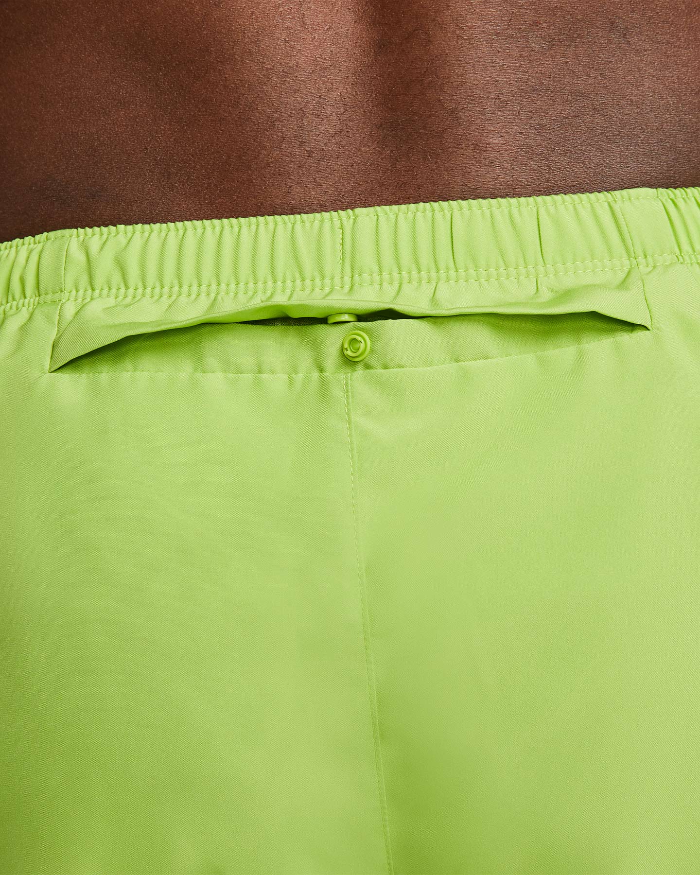 Short running NIKE DRI FIT RUN DIVISION CHALLENGER 5" M - Verde - 4 | Cisalfa Sport