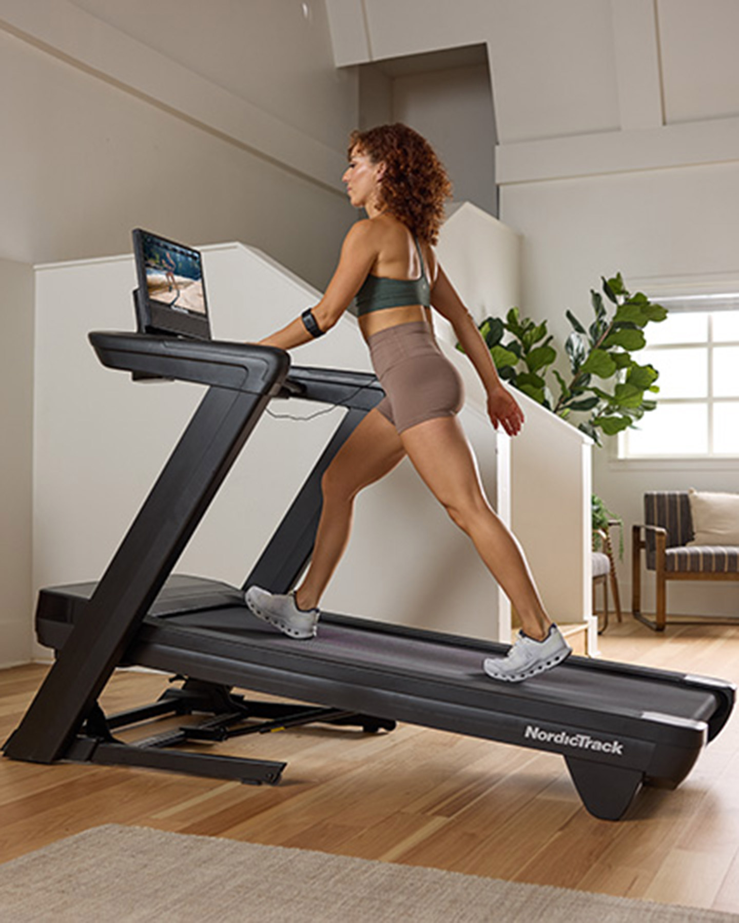 Tapis roulant NORDICTRACK COMMERCIAL 1750 + IFIT PRO ANNUALE  - Color mix - 2 | Cisalfa Sport