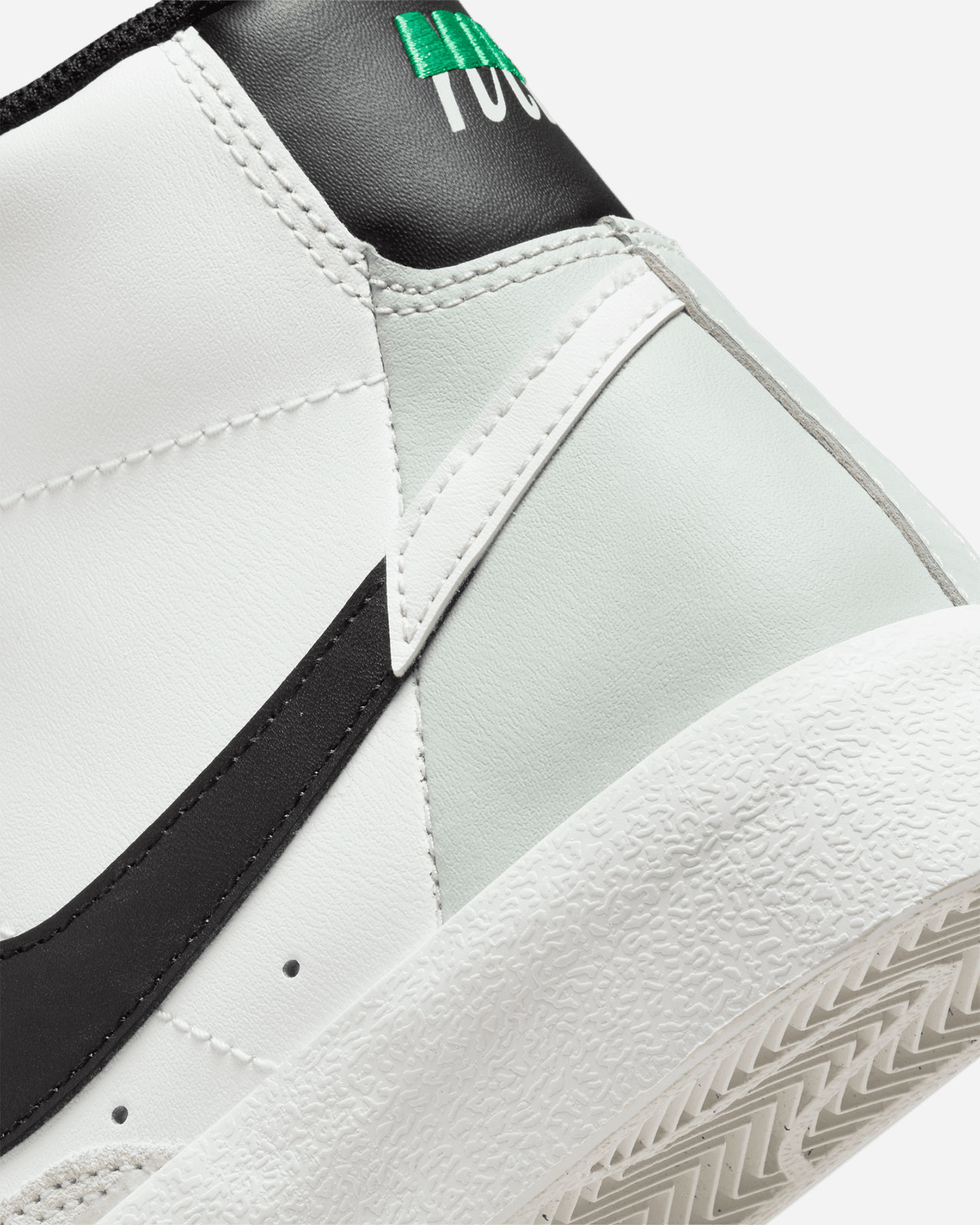 Scarpe sneakers NIKE BLAZER MID '77 SE GS JR - Bianco - 5 | Cisalfa Sport