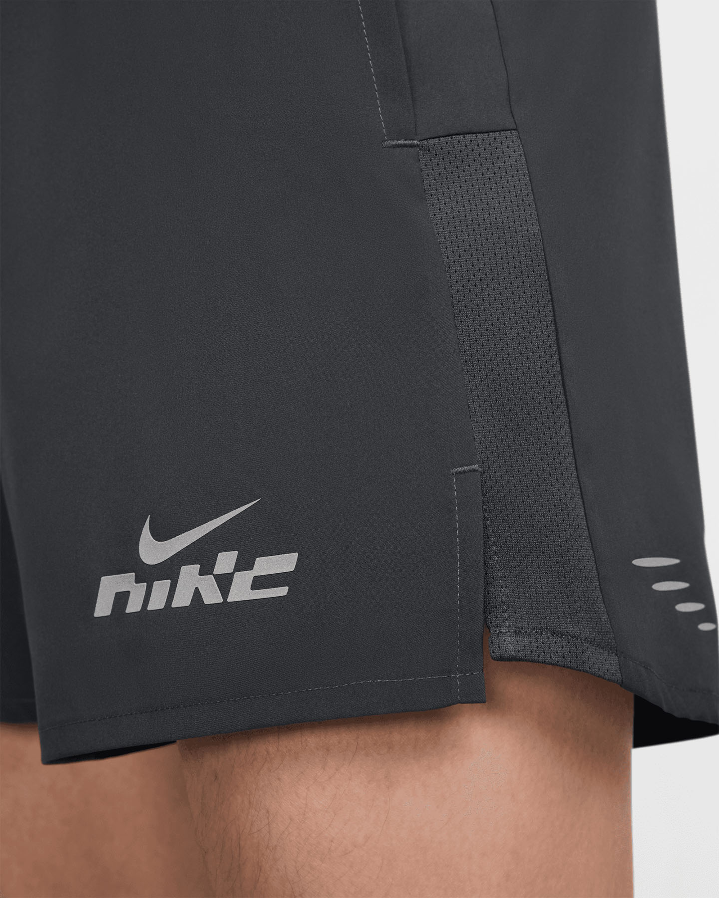 Short running NIKE DRI FIT CHALLENGER M - Nero - 4 | Cisalfa Sport