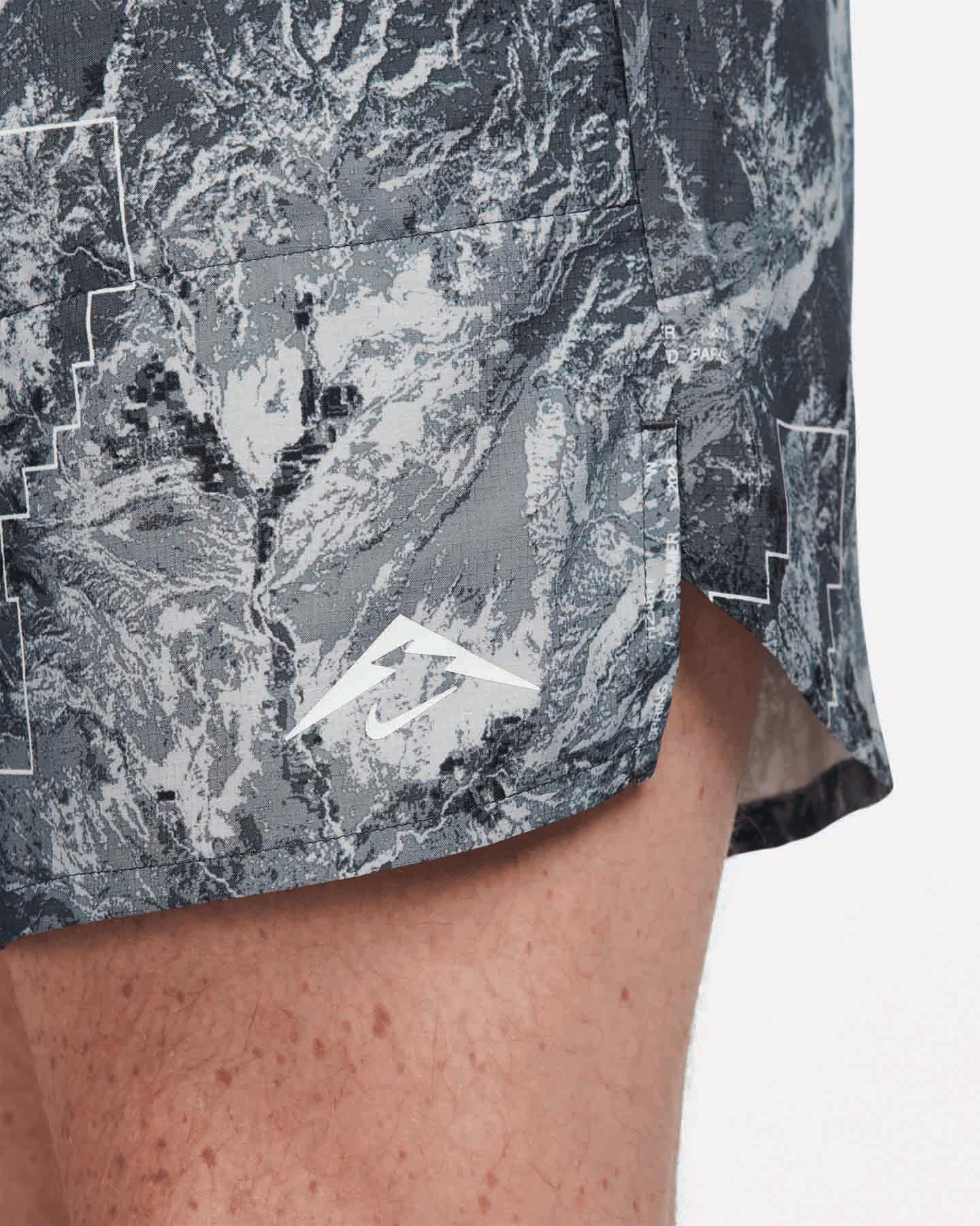 Short running NIKE DRI FIT STRIDE 7BF M - Grigio - 4 | Cisalfa Sport