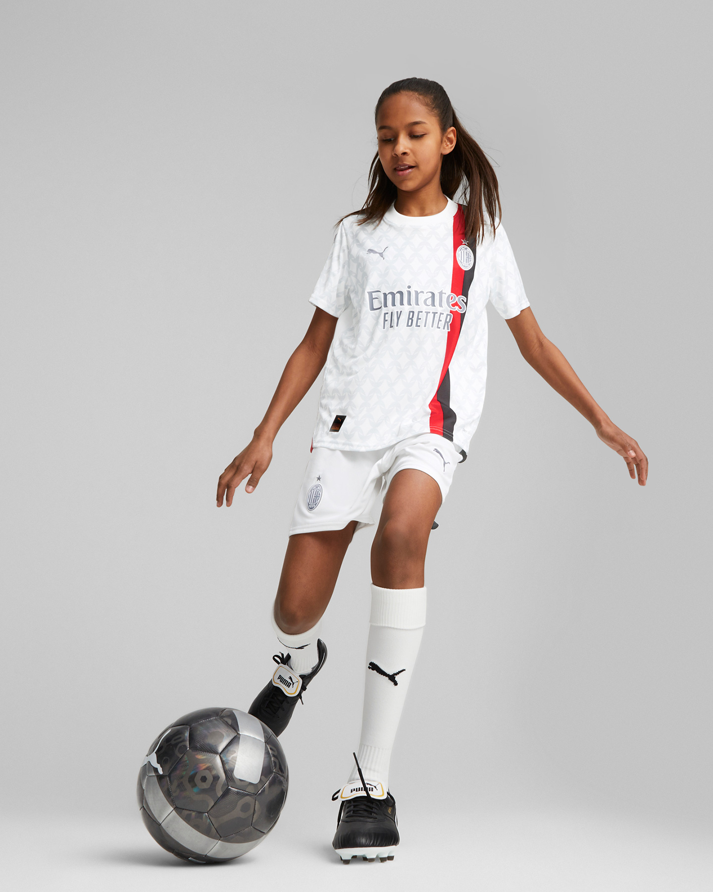 Pantaloncini calcio ufficiali PUMA MILAN AWAY 23-24 JR - Bianco - 5 | Cisalfa Sport