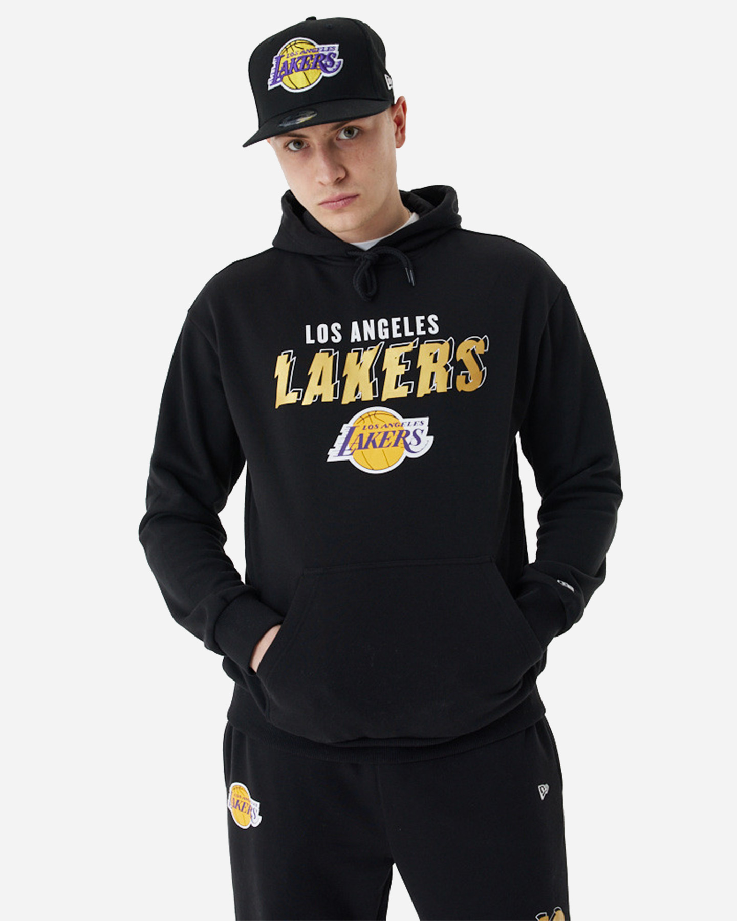 Image of New Era Team Script Gold Los Angeles Lakers M - Abbigliamento Basket - Uomo