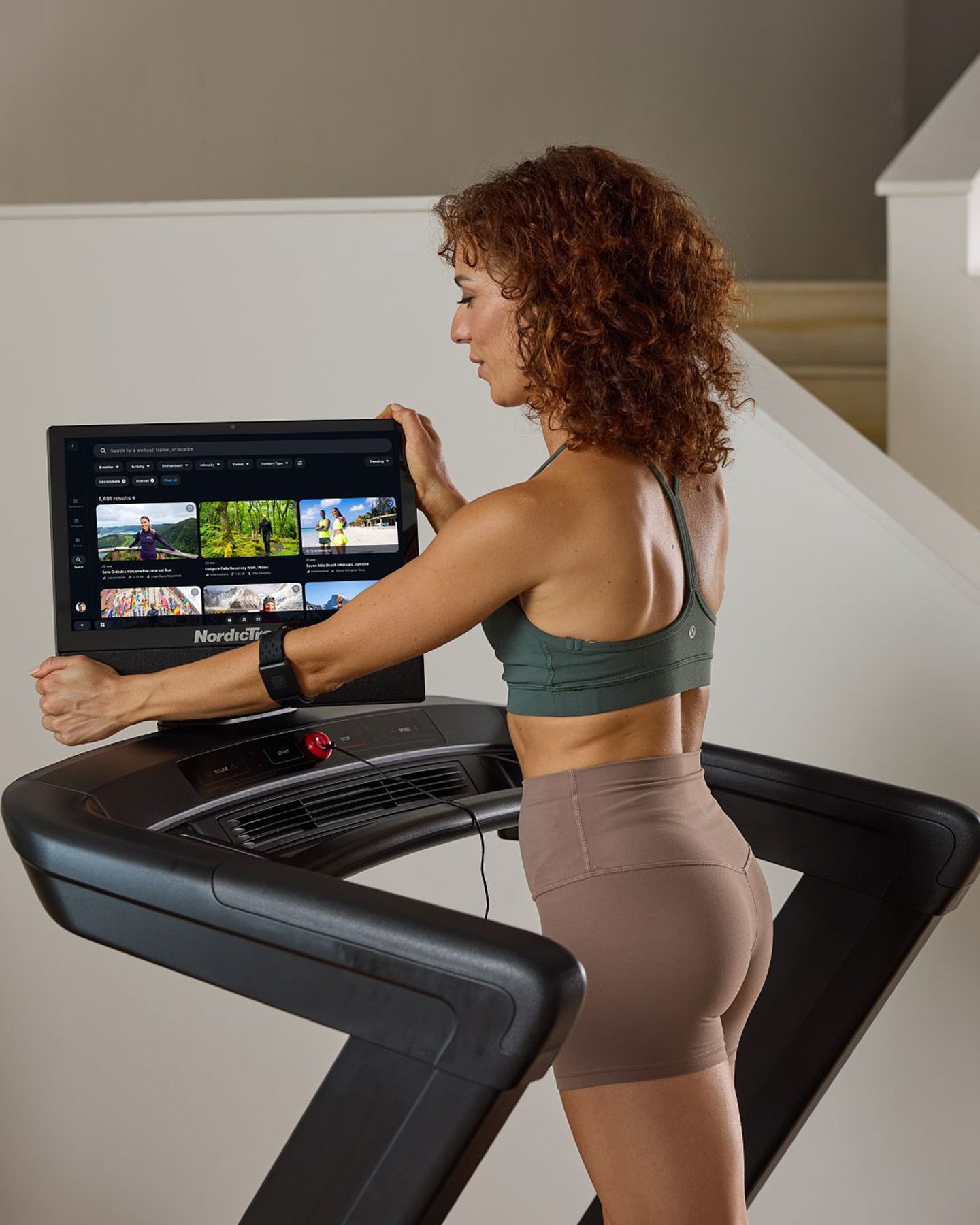 Tapis roulant NORDICTRACK COMMERCIAL 1750  - Nero - 5 | Cisalfa Sport