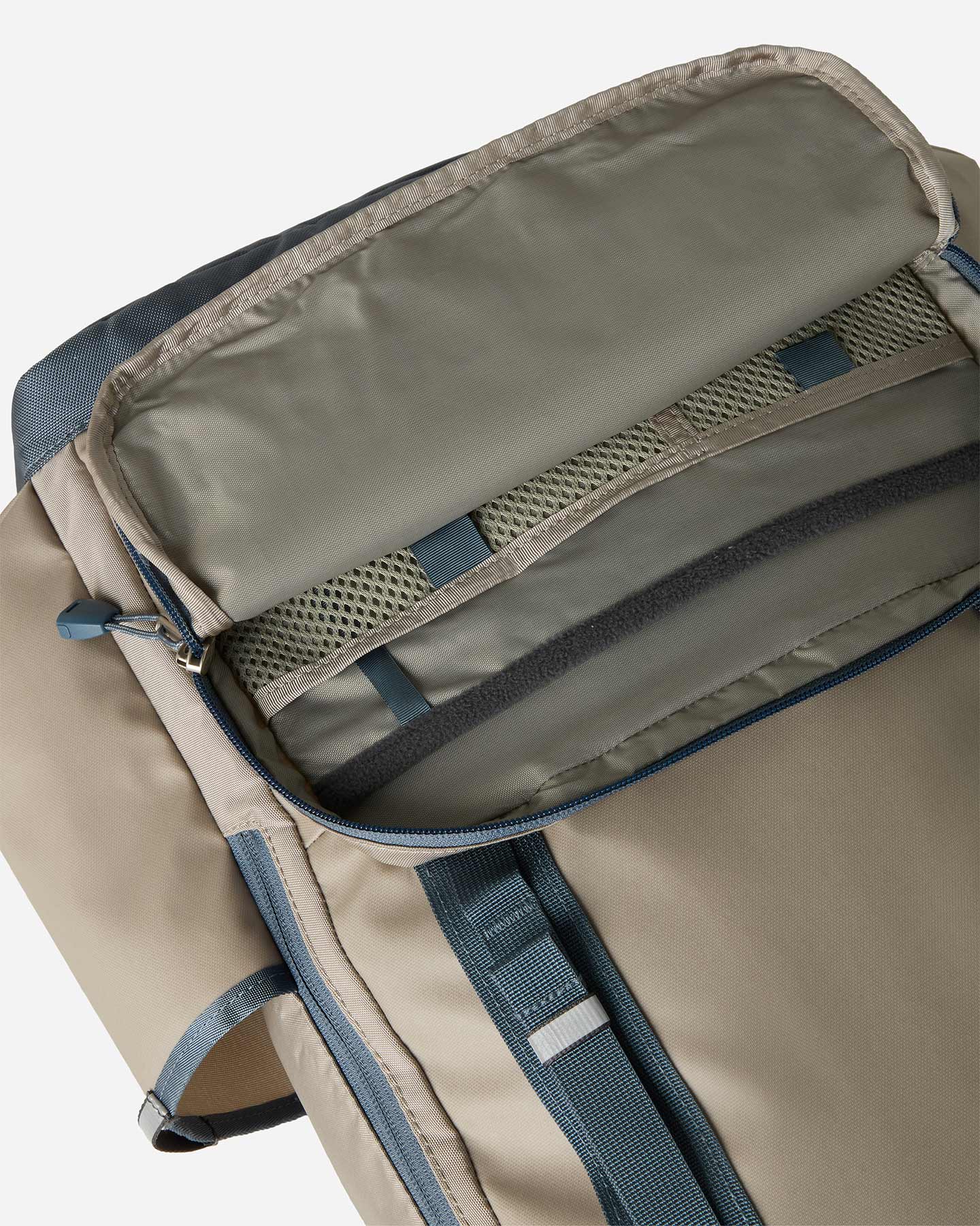 Zaino THE NORTH FACE BASE CAMP DAYPACK  - Grigio - 4 | Cisalfa Sport