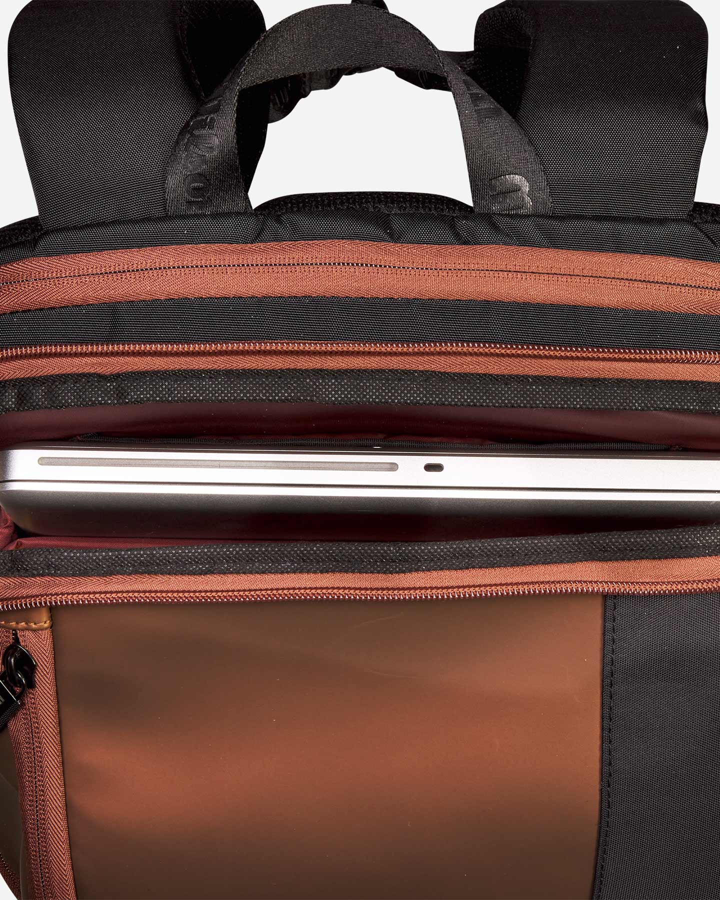 Borsa WILSON SUPER TOUR PRO STAFF V14 BACKPACK  - 2 | Cisalfa Sport