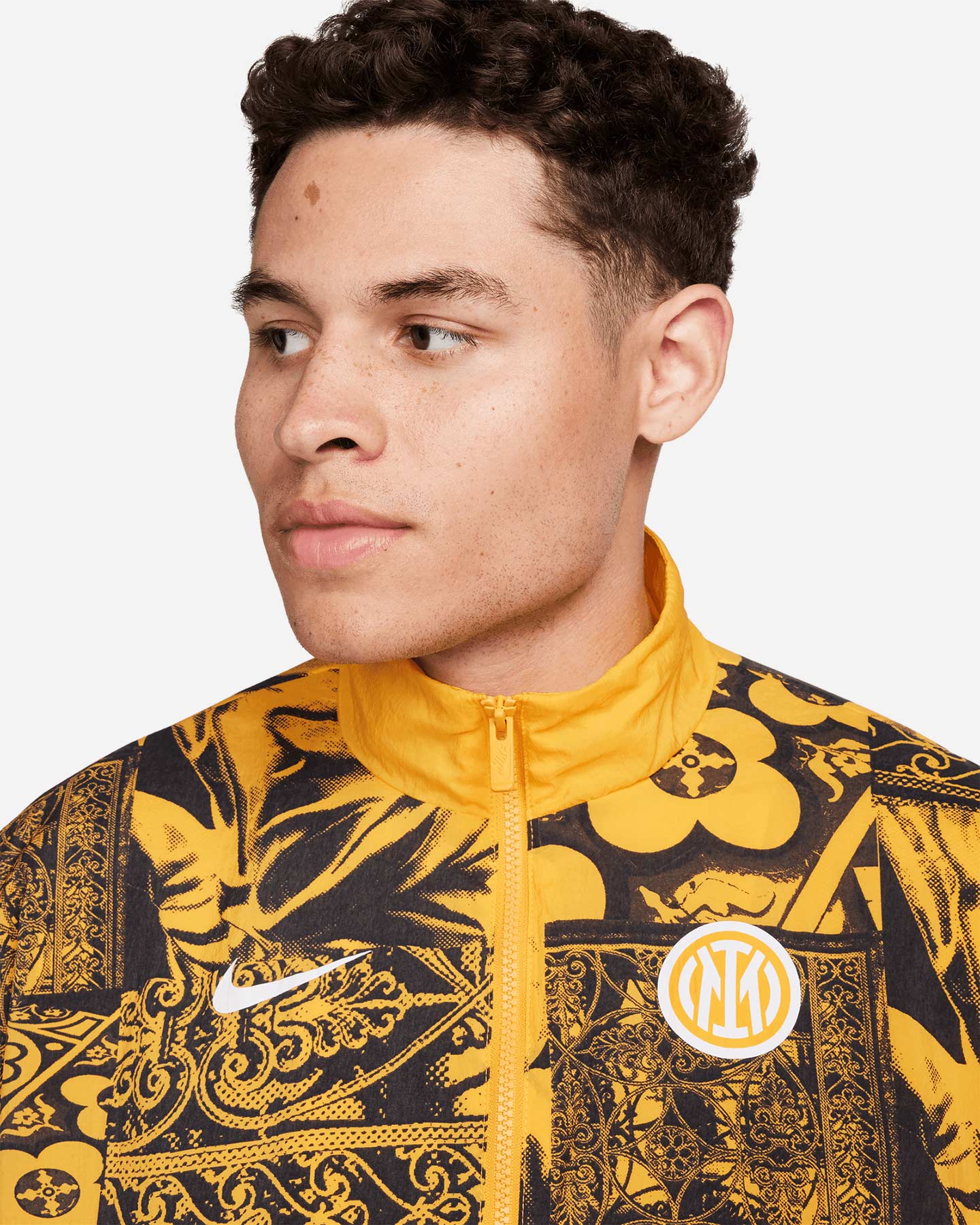 Abbigliamento calcio ufficiale NIKE INTER ESSENTIAL 24-25 M - Color mix - 2 | Cisalfa Sport