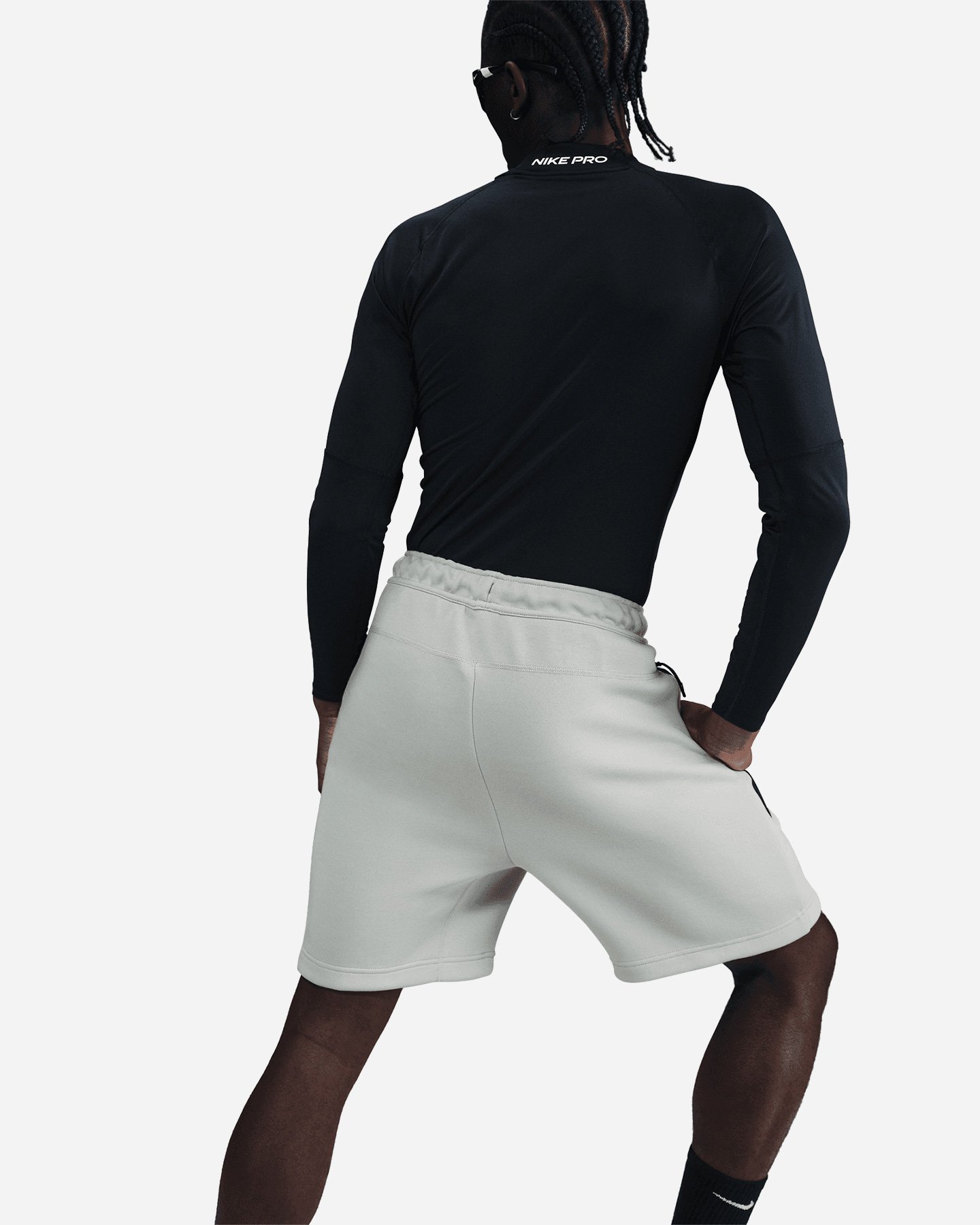 Abbigliamento calcio ufficiale NIKE INTER TECH FLEECE 25-26 M - Color mix - 3 | Cisalfa Sport