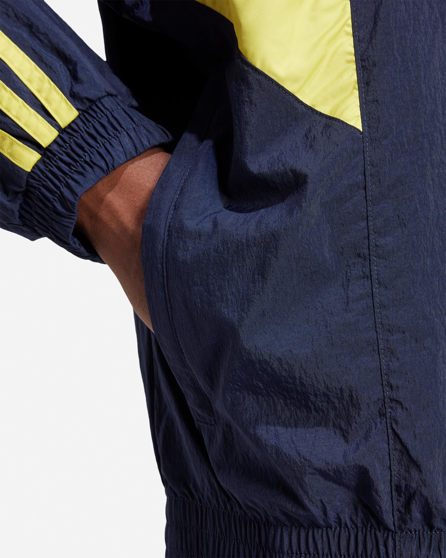 Abbigliamento calcio ufficiale ADIDAS JUVENTUS 24-25 OG M - Color mix - 4 | Cisalfa Sport