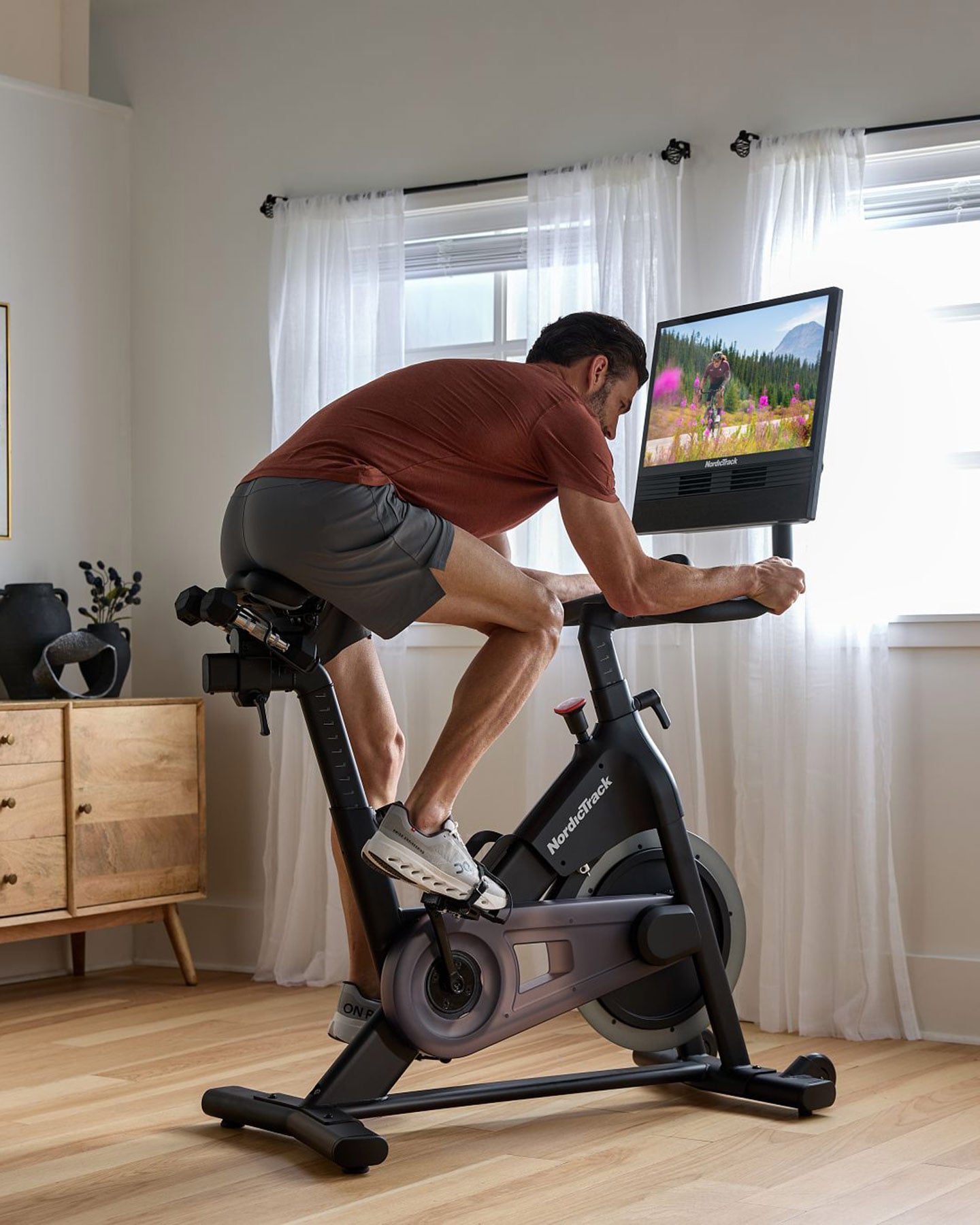 Spin bike NORDICTRACK S24 + IFIT PRO ANNUALE  - Color mix - 2 | Cisalfa Sport