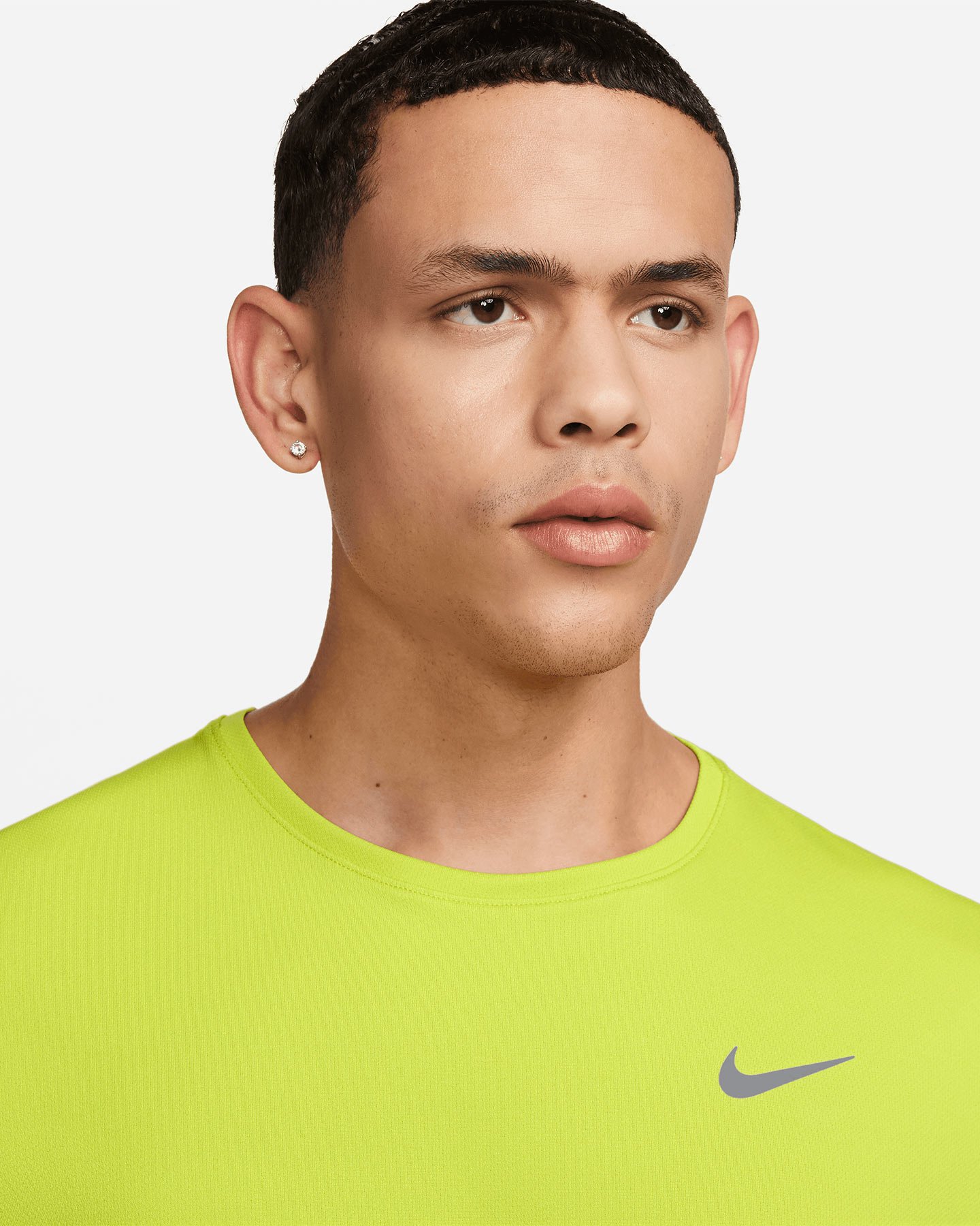 T-shirt running NIKE DRI FIT UV MILER M - Verde - 2 | Cisalfa Sport
