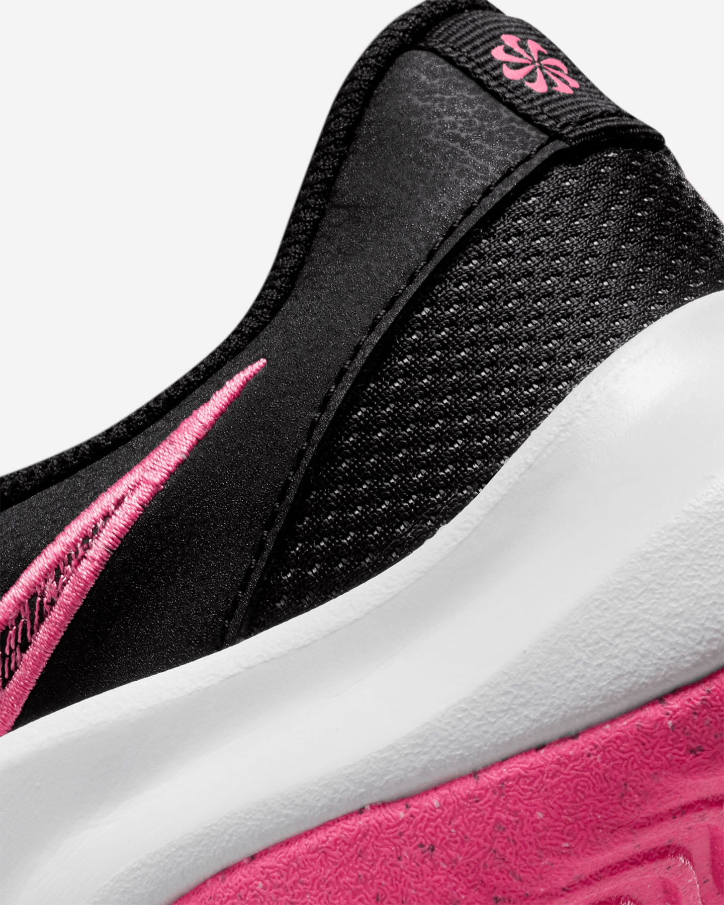 Scarpe training NIKE LEGEND ESSENTIAL W - Nero - 5 | Cisalfa Sport