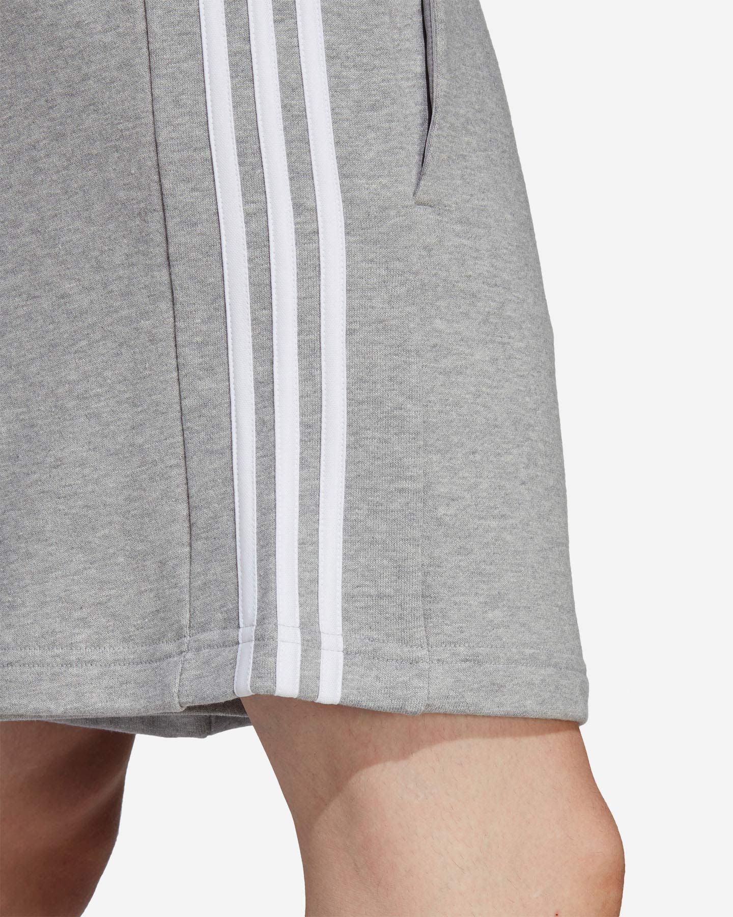 Pantaloncini ADIDAS CORE 3STRIPES M - Grigio - 5 | Cisalfa Sport