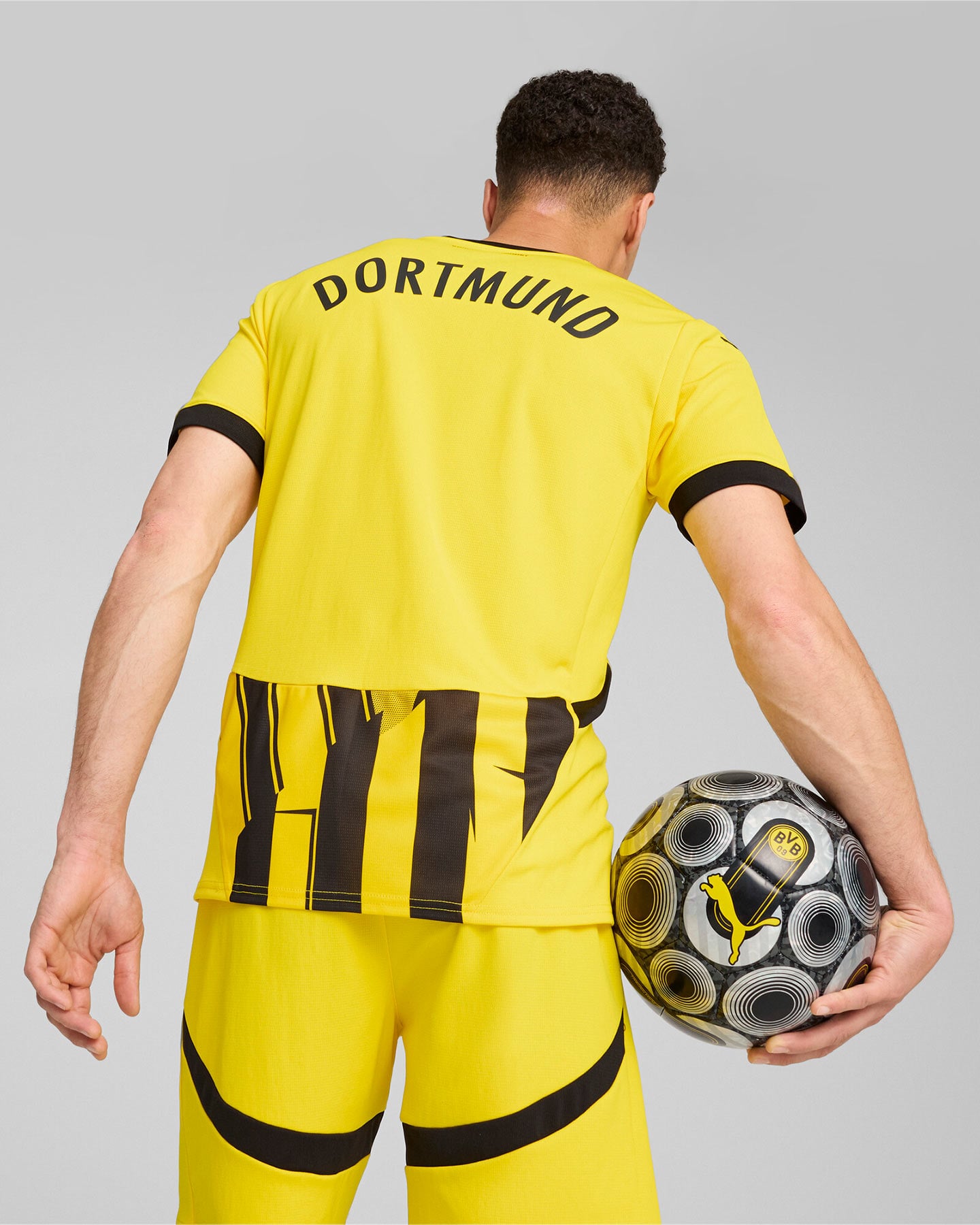 Maglia calcio ufficiale PUMA BORUSSIA DORTMUND CUP REPLICA 24-25 M - Color mix - 3 | Cisalfa Sport