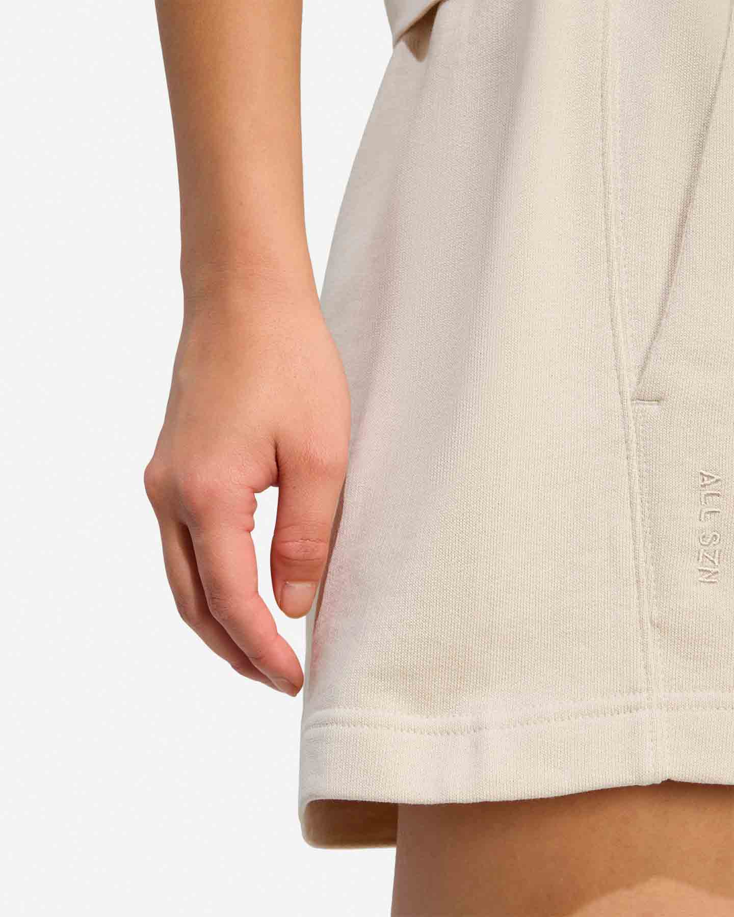 Pantaloncini ADIDAS ALL SZN W - Beige - 5 | Cisalfa Sport