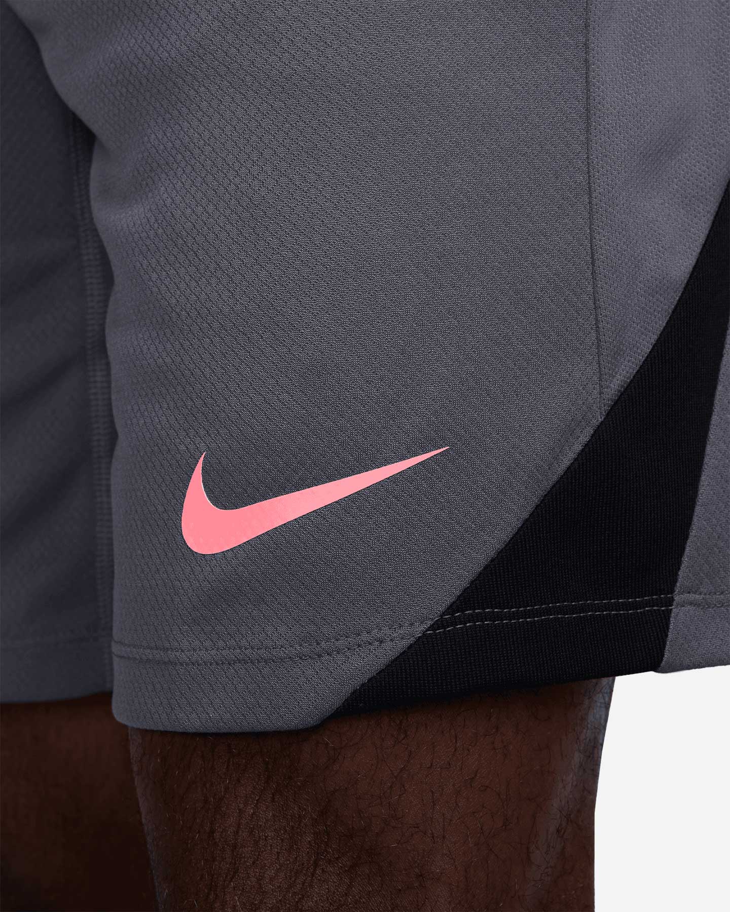 Pantaloncini calcio NIKE DRI FIT STRIKE M - Grigio - 5 | Cisalfa Sport