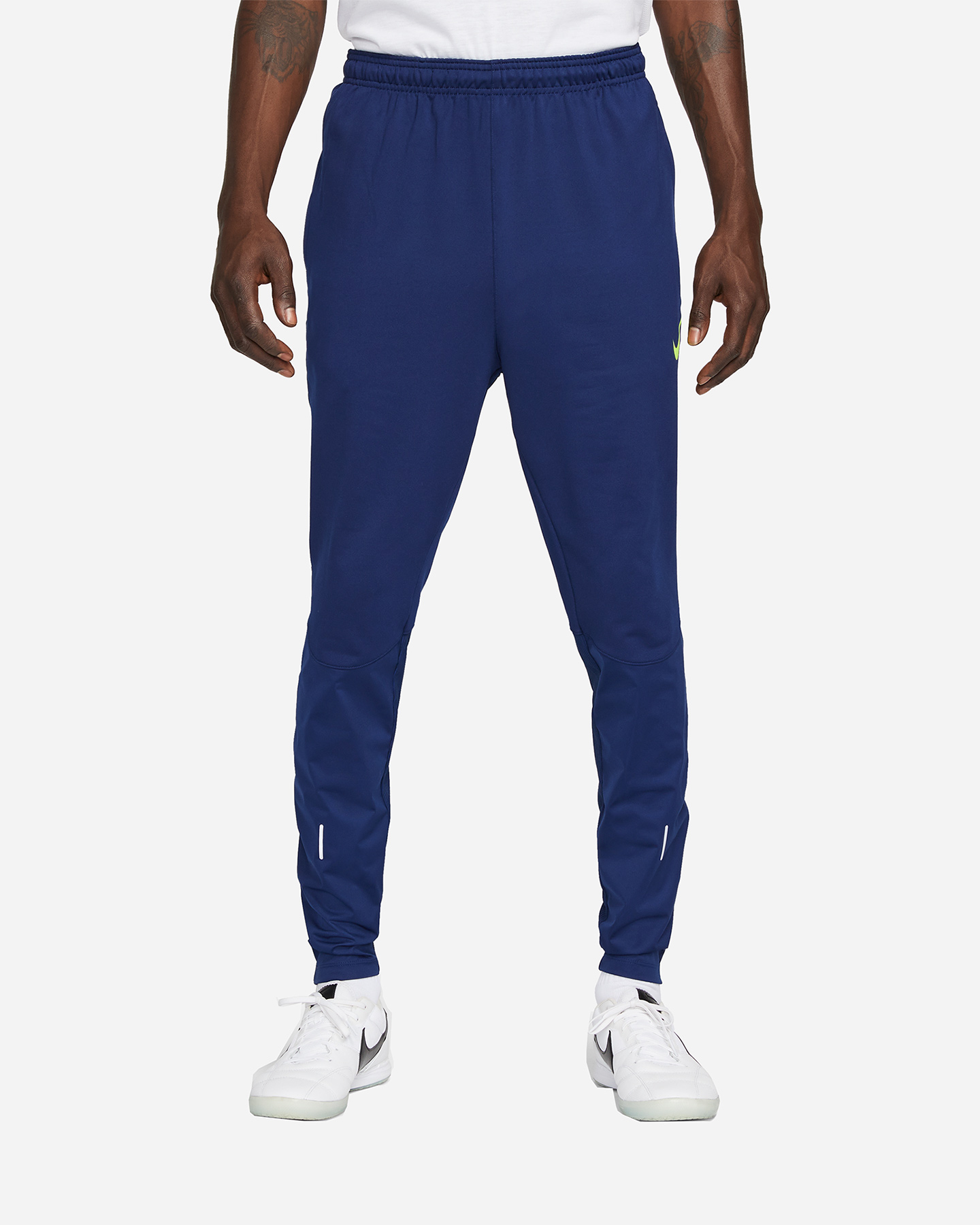 Pantaloncini calcio NIKE THERMAFIT STRIKE KNIT WINTERWARRIOR B M - 0 | Cisalfa Sport