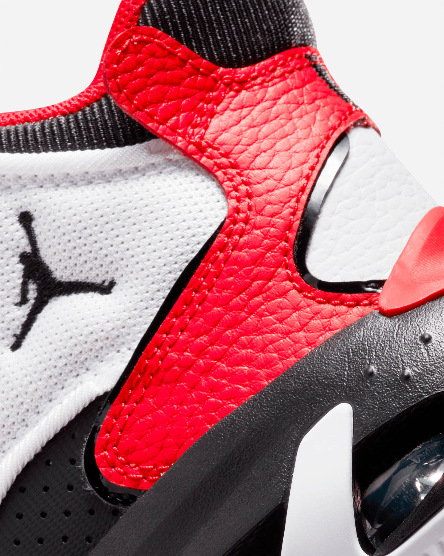 Scarpe sneakers NIKE JORDAN MAX AURA 4 GS JR - Bianco - 5 | Cisalfa Sport