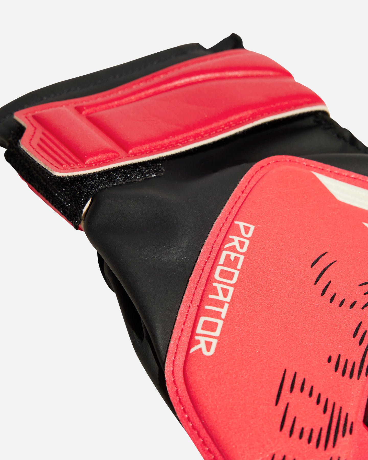 Guanti portiere ADIDAS PREDATOR TRAINING M - 5 | Cisalfa Sport