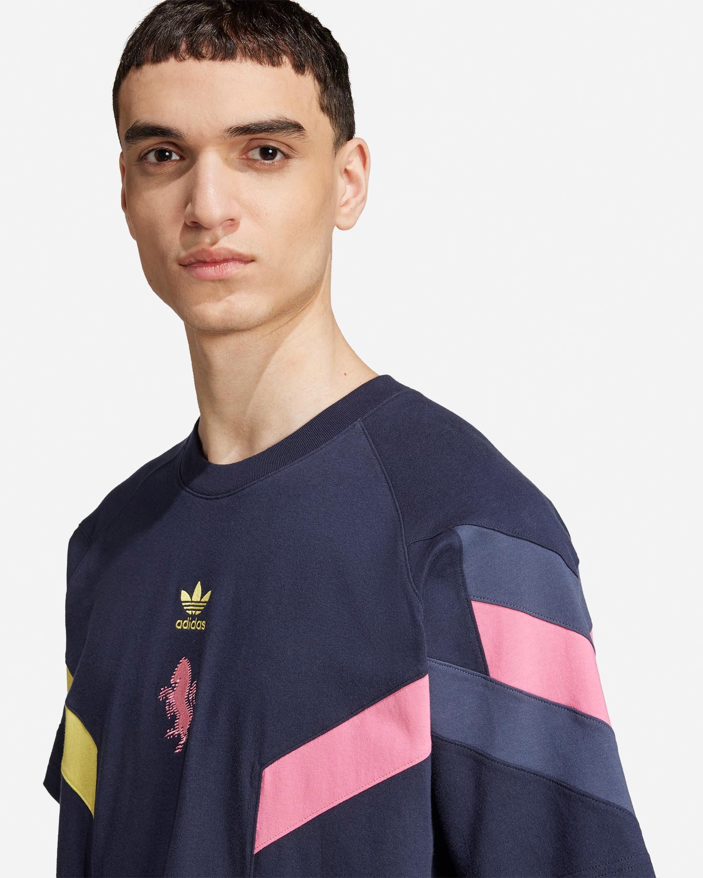 Abbigliamento calcio ufficiale ADIDAS JUVENTUS 24-25 OG M - Color mix - 4 | Cisalfa Sport