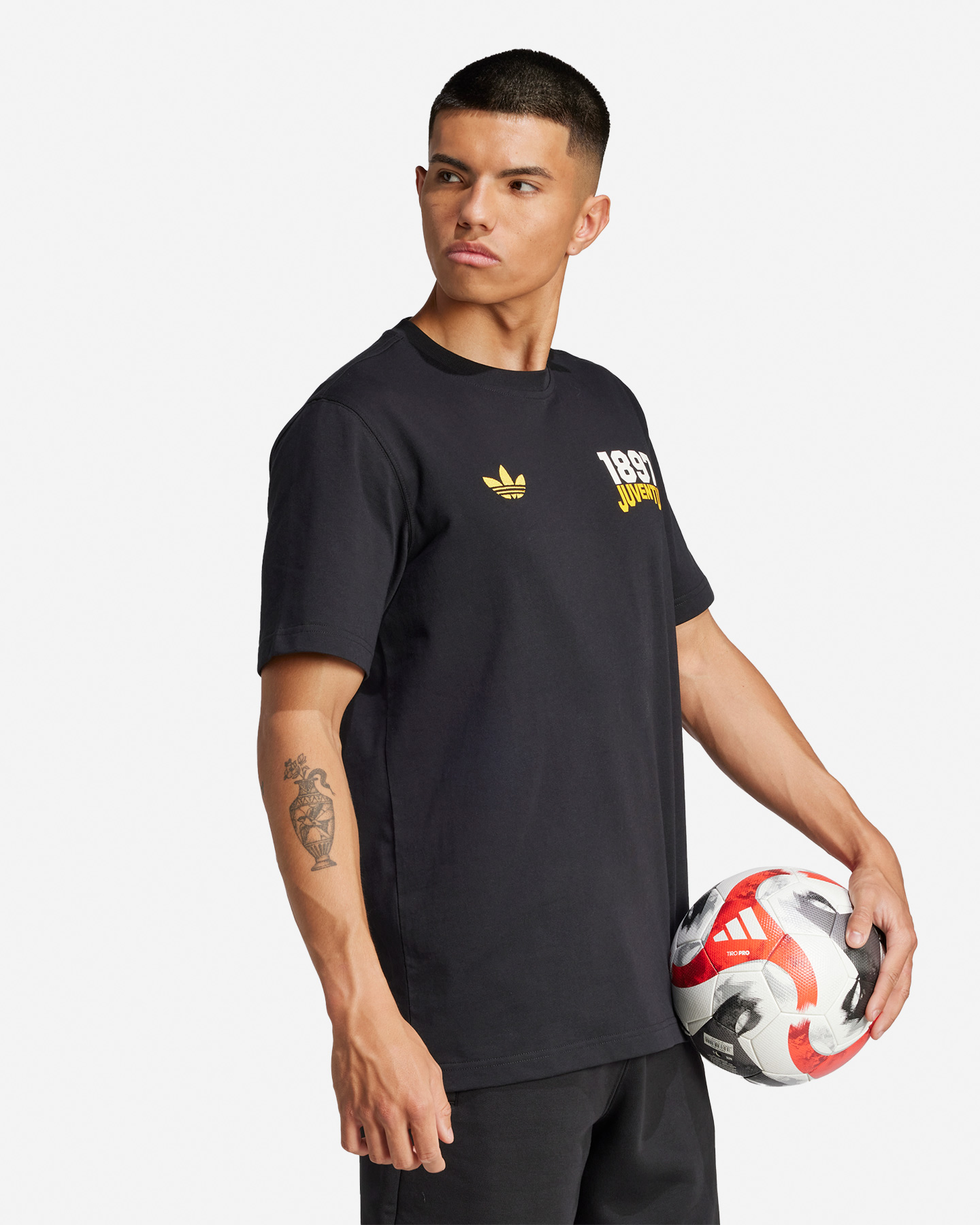 Abbigliamento calcio ufficiale ADIDAS JUVENTUS VRCT OG M - Nero - 3 | Cisalfa Sport