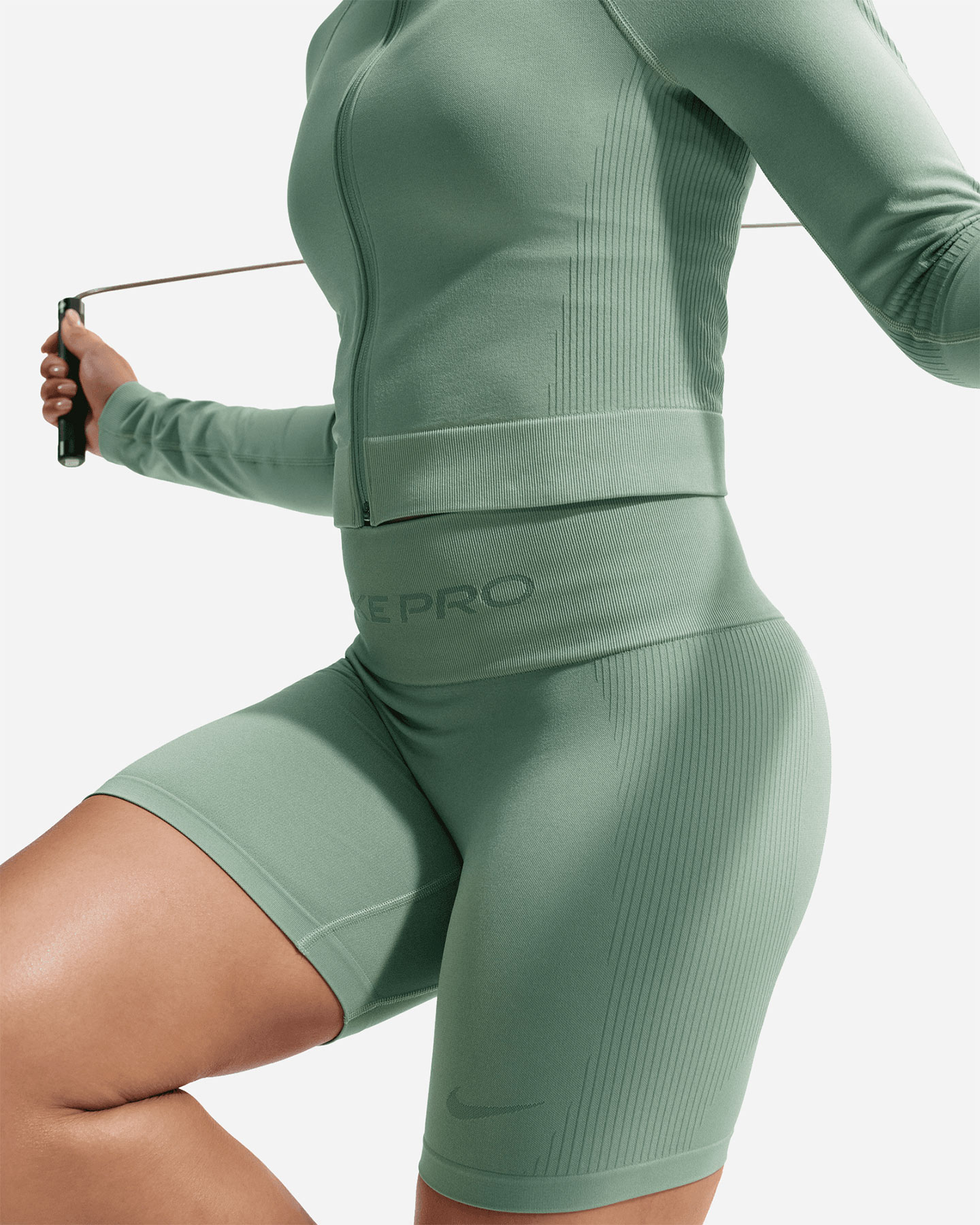 Short training NIKE SEAMLESS 5IN W - Verde - 4 | Cisalfa Sport