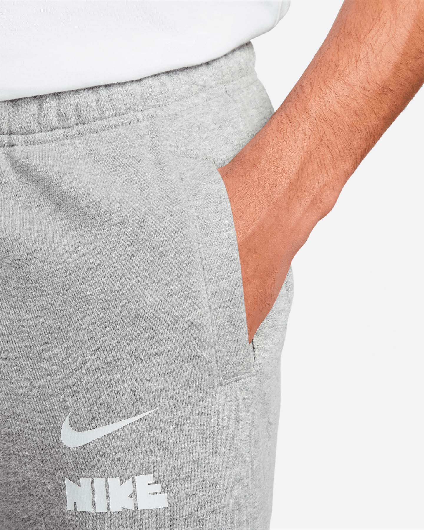 Pantaloncini NIKE CLUB FT LOGHI M - 16 | Cisalfa Sport
