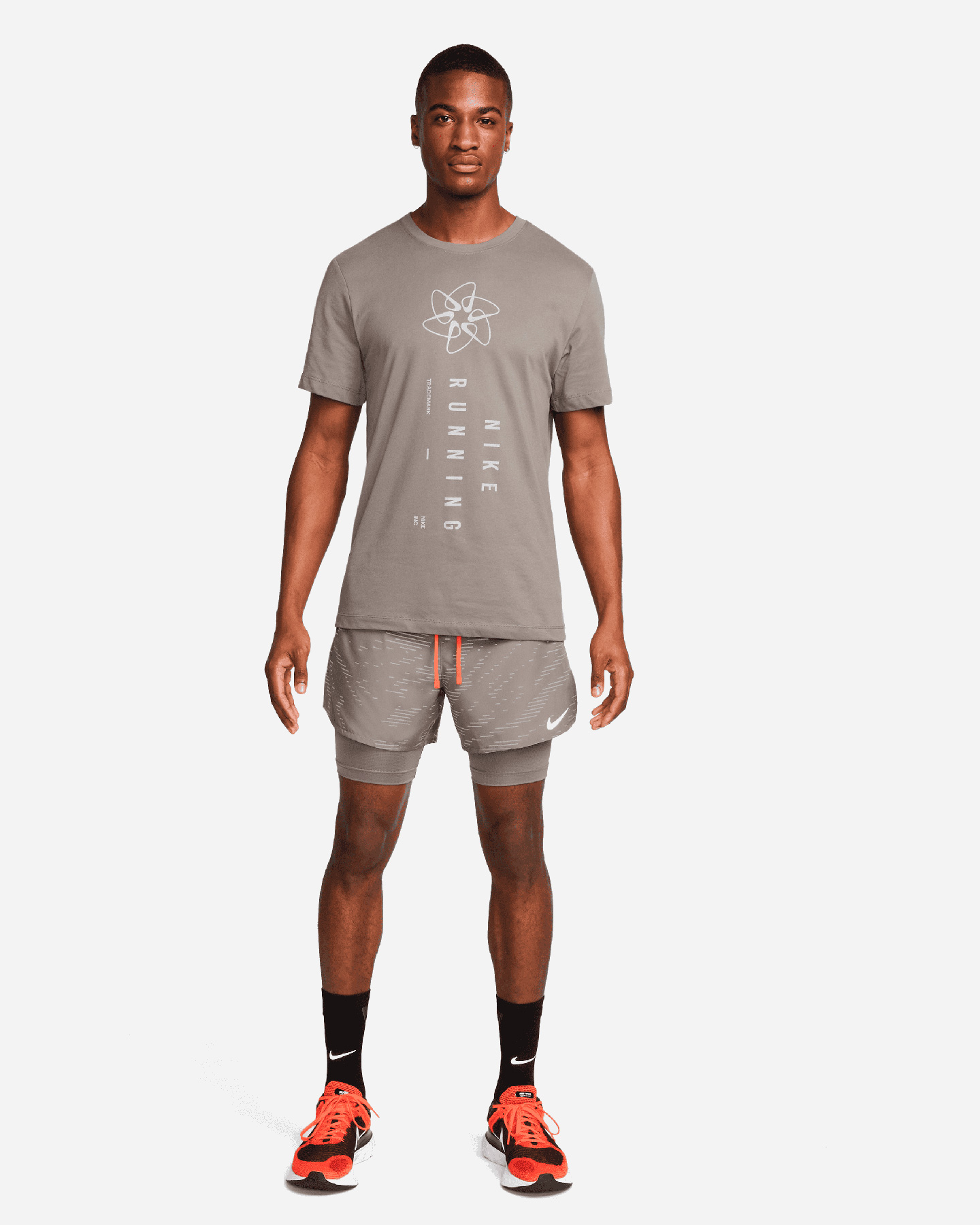 T-shirt running NIKE DF RUN DIVISION M - Grigio - 3 | Cisalfa Sport